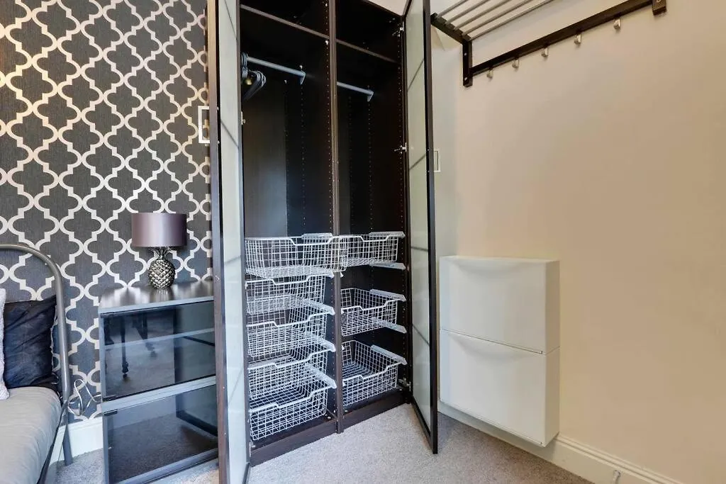 Modern Studio Apartment - Vibrant Abbeydale Rd, Free Parking, Pet Friendly, Netflix Sheffield